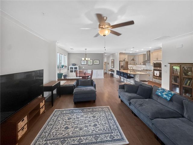 239 Floral Valley Drive, Woodstock, GA 30188