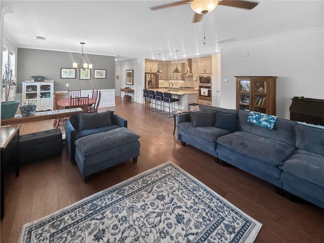 239 Floral Valley Drive, Woodstock, GA 30188