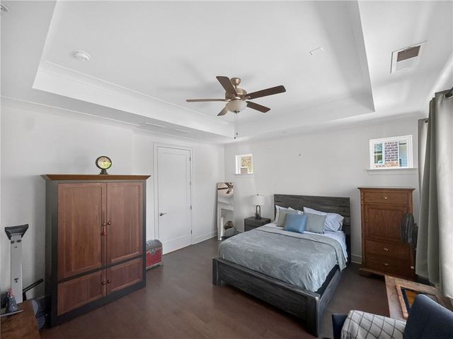 239 Floral Valley Drive, Woodstock, GA 30188