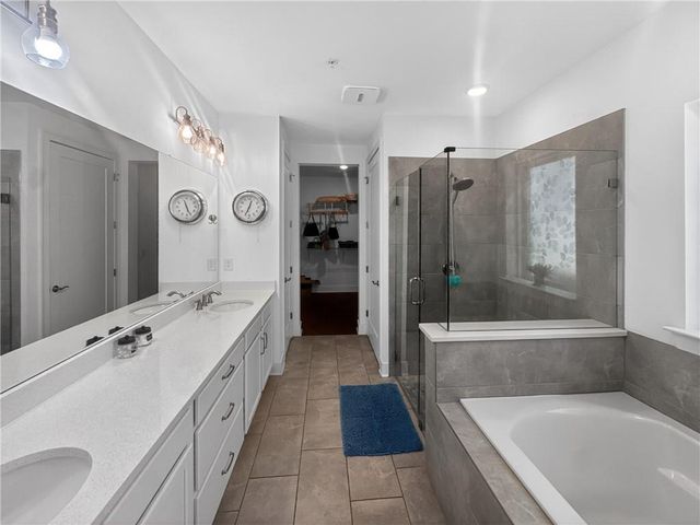 239 Floral Valley Drive, Woodstock, GA 30188