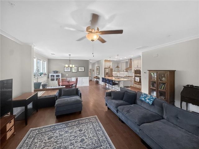 239 Floral Valley Drive, Woodstock, GA 30188