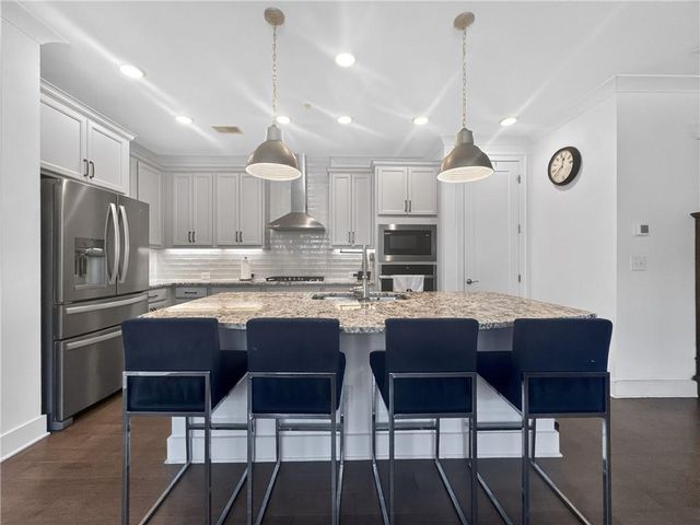 239 Floral Valley Drive, Woodstock, GA 30188