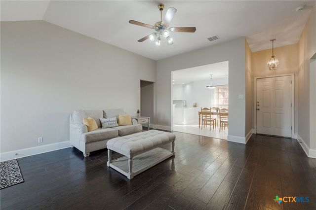 812 Silver Stone Drive, Temple, TX 76502