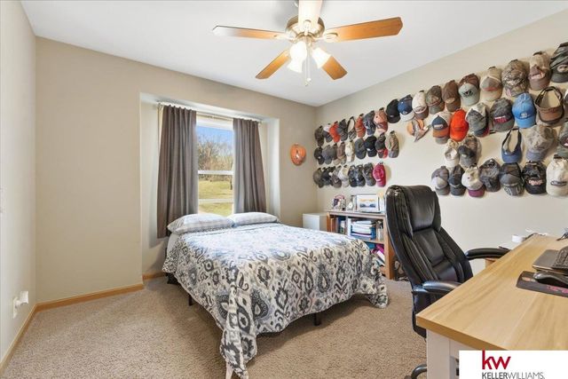 1138 Beaver Lake Boulevard, Plattsmouth, NE 68048