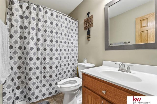 1138 Beaver Lake Boulevard, Plattsmouth, NE 68048