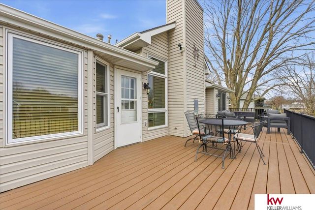 1138 Beaver Lake Boulevard, Plattsmouth, NE 68048