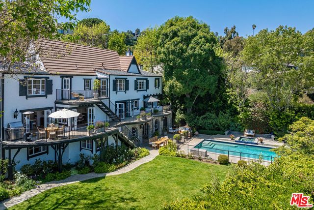 1756 Correa Way, Los Angeles, CA 90049