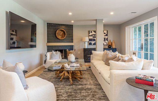 1756 Correa Way, Los Angeles, CA 90049