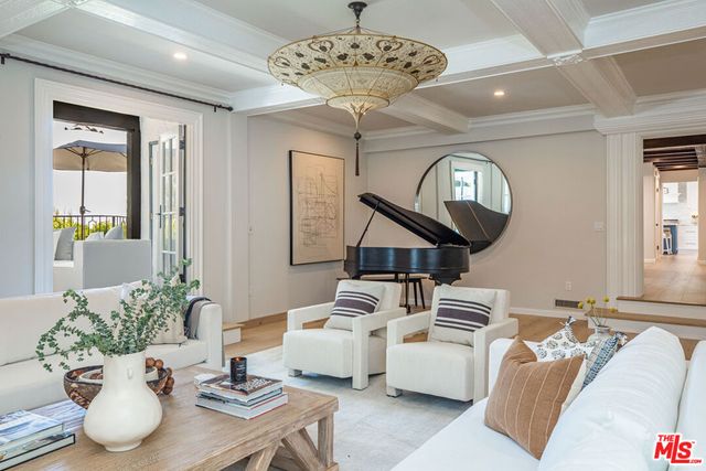 1756 Correa Way, Los Angeles, CA 90049