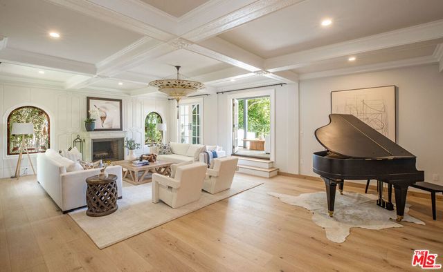 1756 Correa Way, Los Angeles, CA 90049