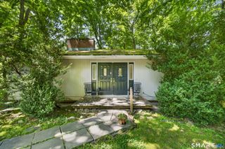 25 Lords Highway East, Weston, CT 06883