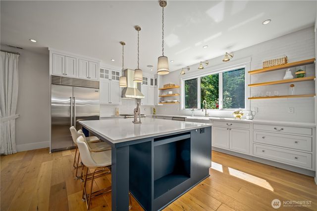 5027 48th Avenue NE, Seattle, WA 98105