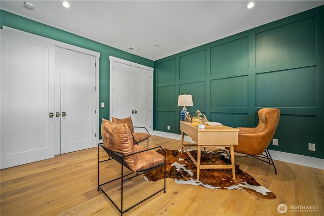 5027 48th Avenue NE, Seattle, WA 98105