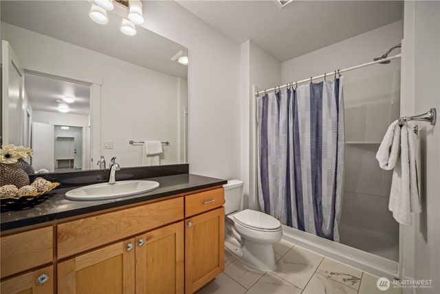5027 48th Avenue NE, Seattle, WA 98105