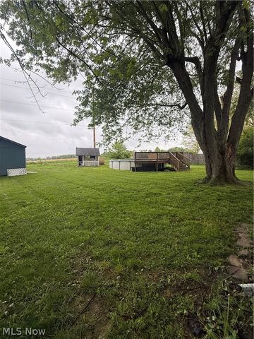 7660 Lakefield Street, Louisville, OH 44641