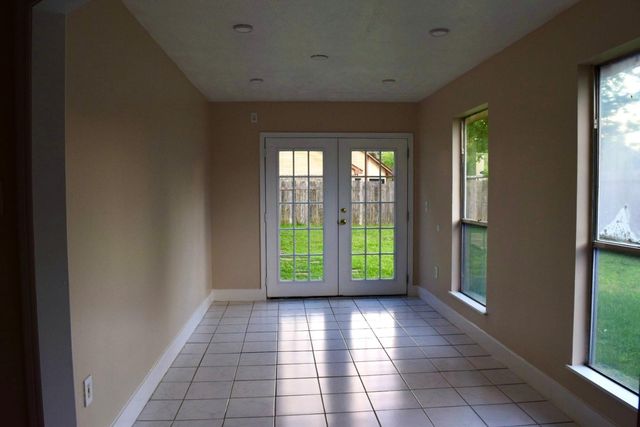 15511 Scenic Haven Drive, Houston, TX 77083