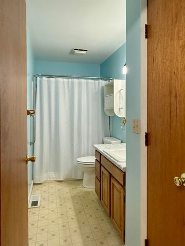 37 Meadow Road, Milton, VT 05468