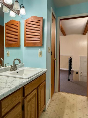 37 Meadow Road, Milton, VT 05468