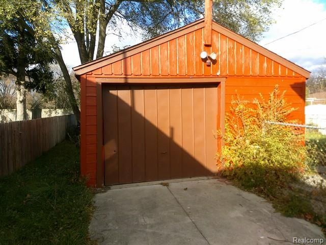 1424 Acacia Street, Saginaw, MI 48602