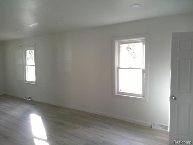 1424 Acacia Street, Saginaw, MI 48602