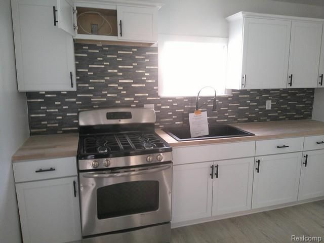 1424 Acacia Street, Saginaw, MI 48602