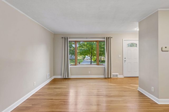 1020 Orkla Drive, Golden Valley, MN 55427