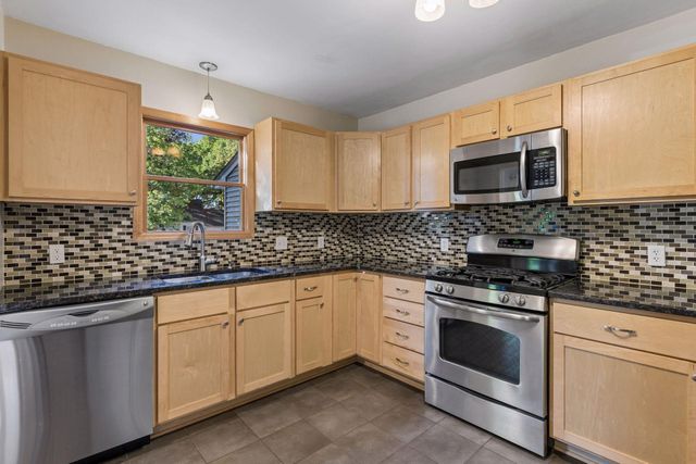 1020 Orkla Drive, Golden Valley, MN 55427