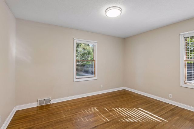 1020 Orkla Drive, Golden Valley, MN 55427