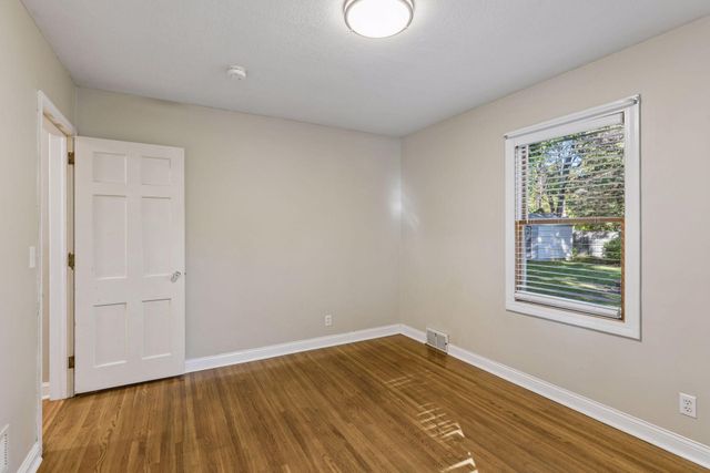 1020 Orkla Drive, Golden Valley, MN 55427
