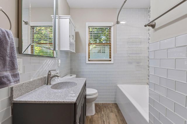 1020 Orkla Drive, Golden Valley, MN 55427