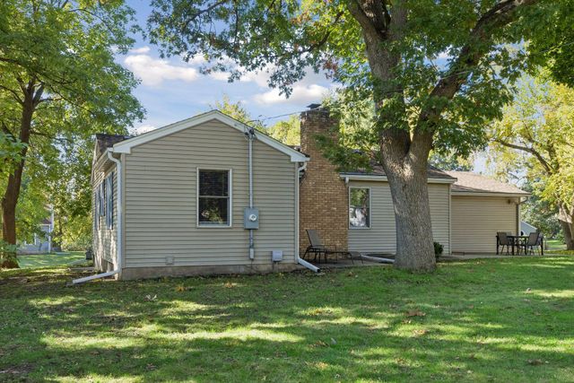 1020 Orkla Drive, Golden Valley, MN 55427