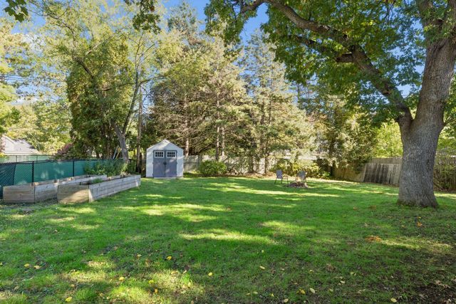 1020 Orkla Drive, Golden Valley, MN 55427