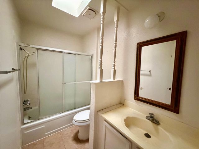 1119 Pinecroft Drive, Sugar Land, TX 77498