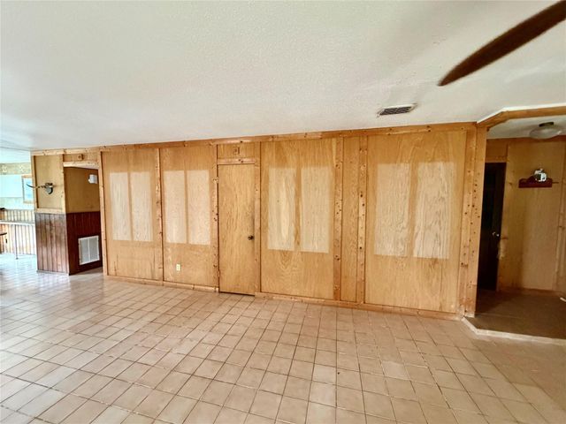 1119 Pinecroft Drive, Sugar Land, TX 77498