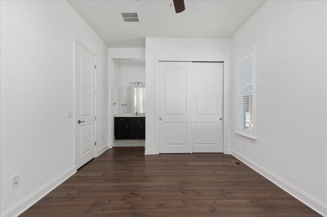124 NANDINA PL, Lake Frederick, VA 22630