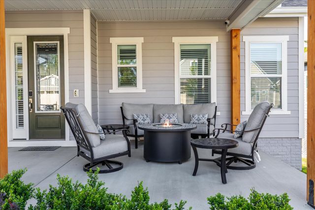 124 NANDINA PL, Lake Frederick, VA 22630