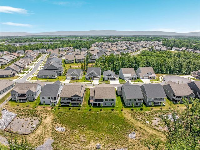 124 NANDINA PL, Lake Frederick, VA 22630