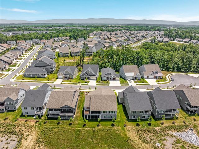 124 NANDINA PL, Lake Frederick, VA 22630