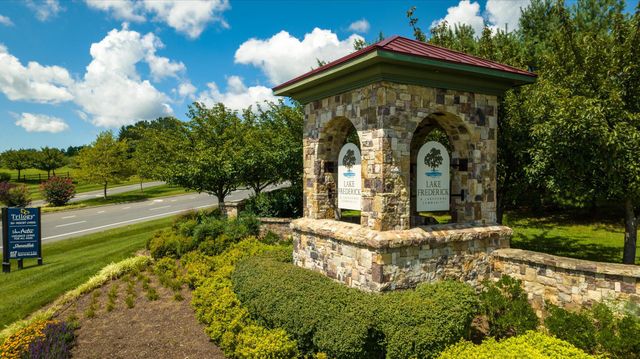 124 NANDINA PL, Lake Frederick, VA 22630