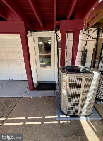 1106 E HORTTER ST, Philadelphia, PA 19150