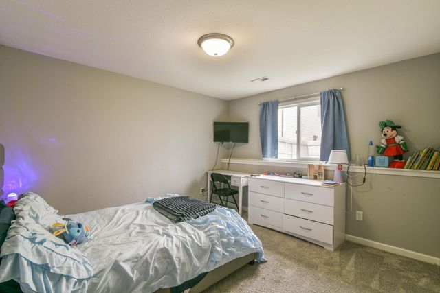 3739 N Pepper Ridge, Wichita, KS 67205