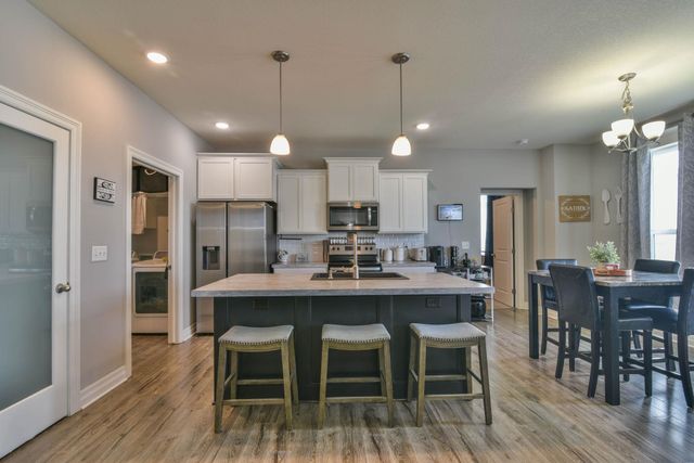 3739 N Pepper Ridge, Wichita, KS 67205