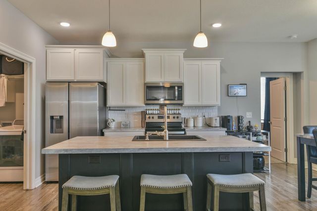 3739 N Pepper Ridge, Wichita, KS 67205