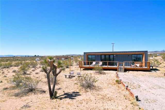 1375 Fortuna Avenue, Landers, CA 92285