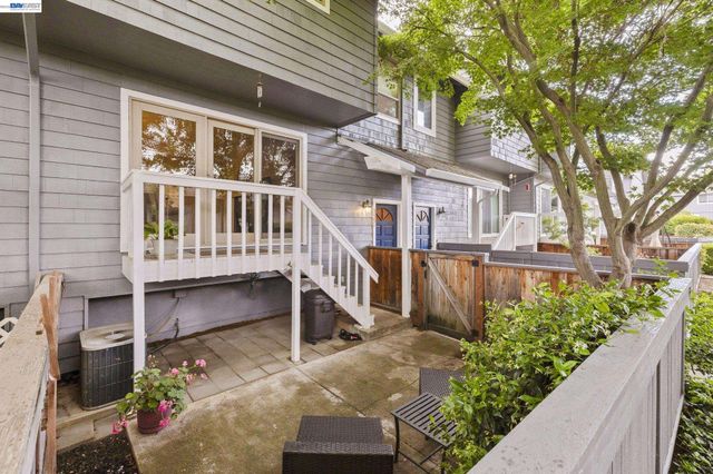 3551 Norton Way, Pleasanton, CA 94566