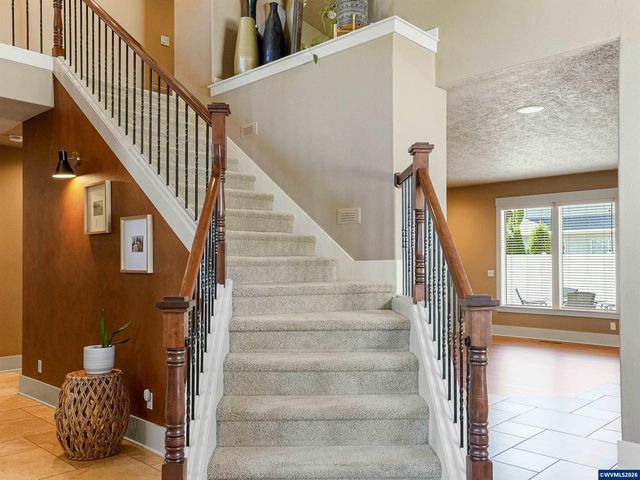 5489 Salal St SE, Salem, OR 97306