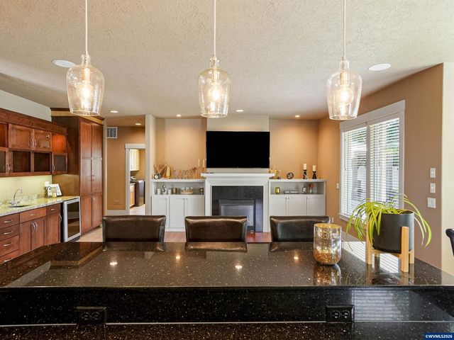 5489 Salal St SE, Salem, OR 97306