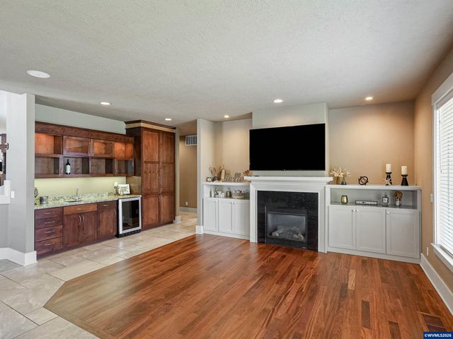 5489 Salal St SE, Salem, OR 97306