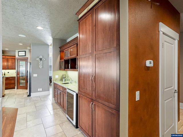 5489 Salal St SE, Salem, OR 97306