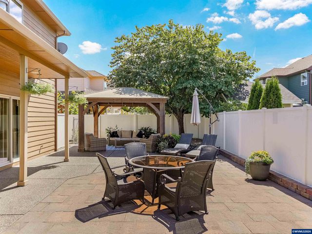 5489 Salal St SE, Salem, OR 97306